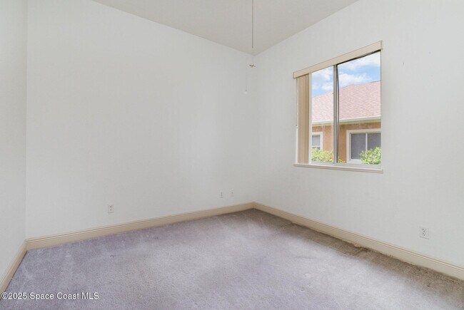 Building Photo - 3641 Gatlin Dr