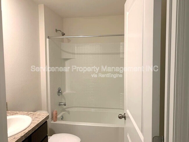 Building Photo - 12159 White Cypress Pl