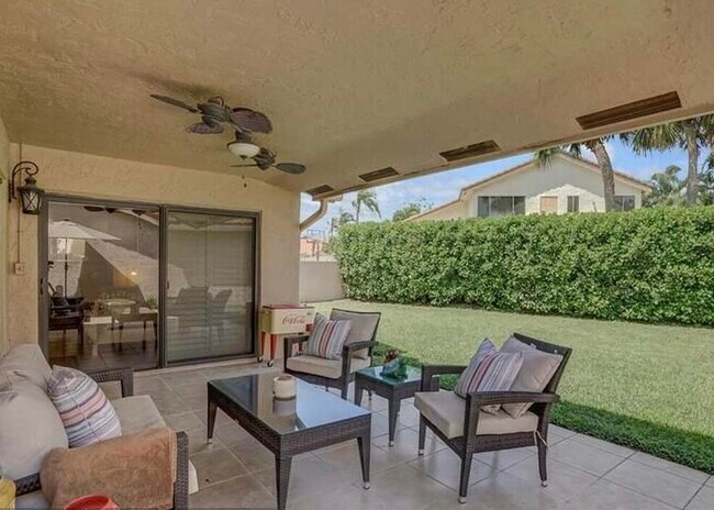 Building Photo - 10552 Santa Laguna Dr