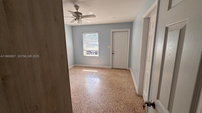 Building Photo - 1116 NE 16th Terrace