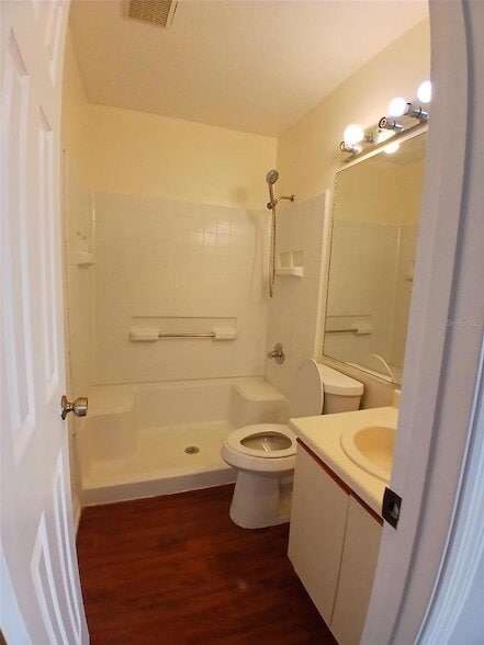 Building Photo - 7454 Wynnewood Square