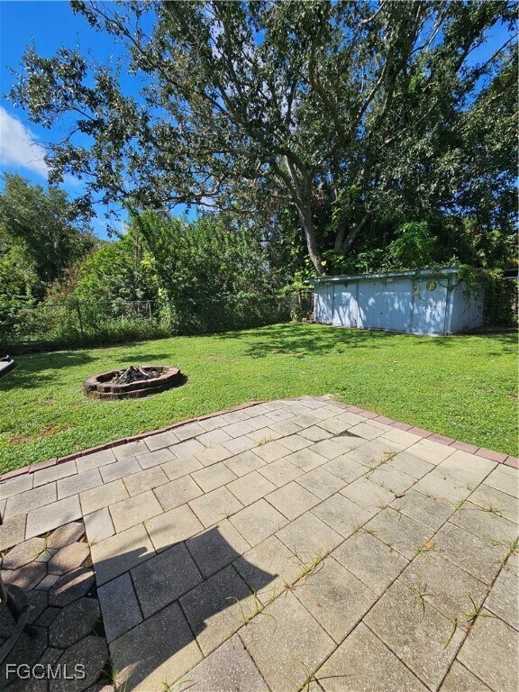 Building Photo - 15483 Spring Line Ln