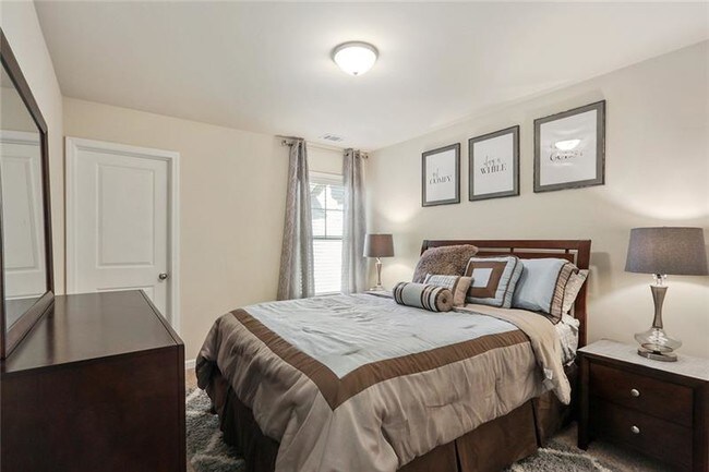 Building Photo - 3041 Creekside Overlook Way