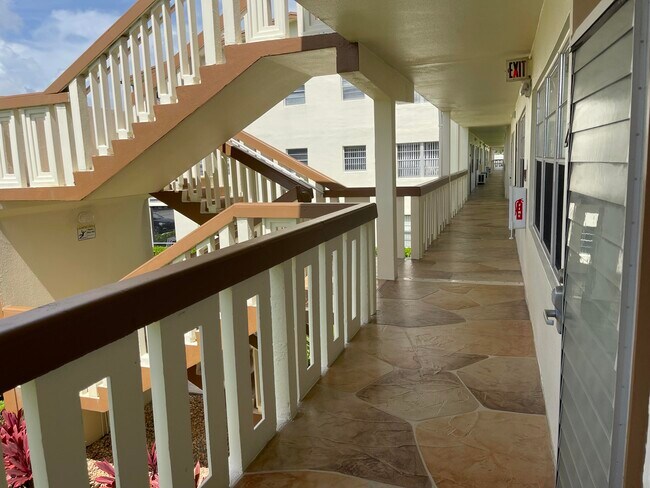 Building Photo - 27 Mansfield A