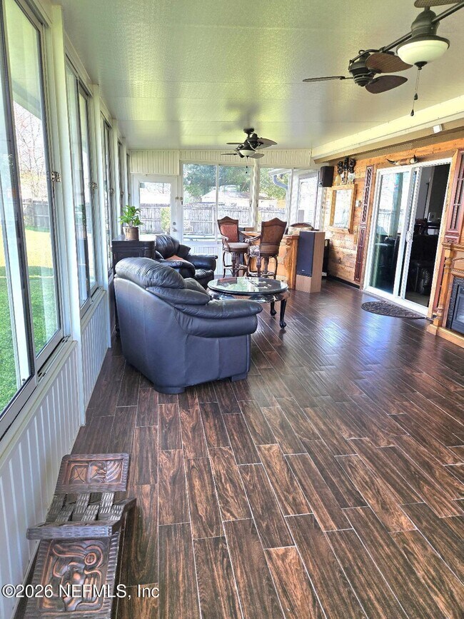 Building Photo - 6931 Cane Grass Ln E