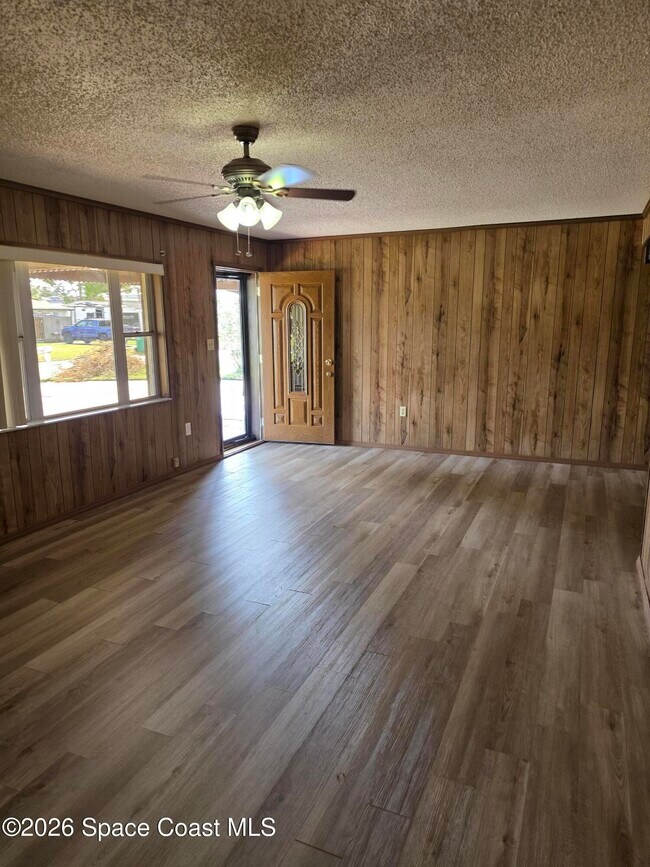 Building Photo - 2910 Zephyr Ln