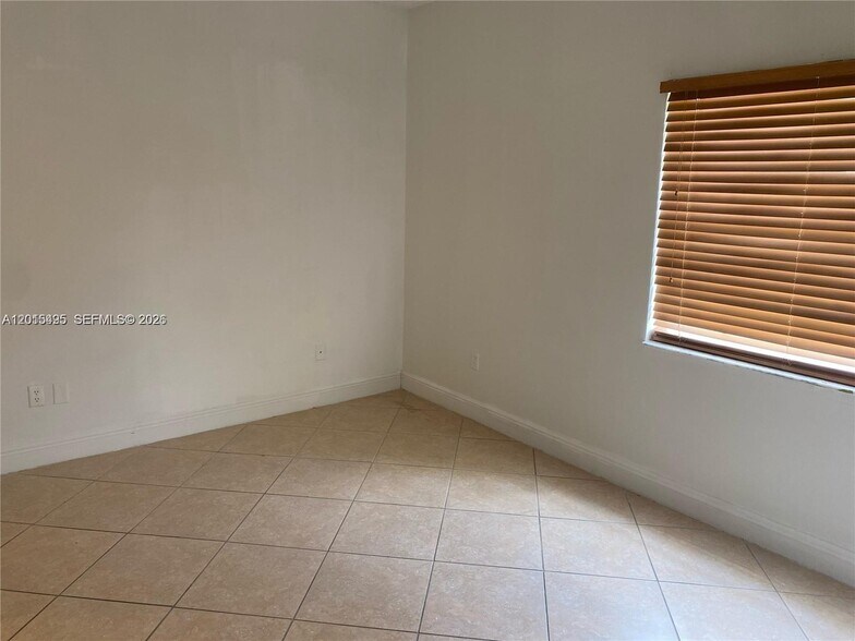 Building Photo - 18330 NW 68th Ave