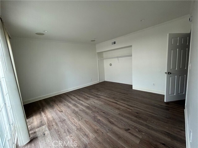 Building Photo - 2100 N Derek Dr