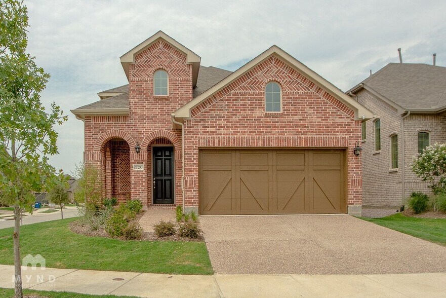 Primary Photo - 120 Knight of Realm Blvd