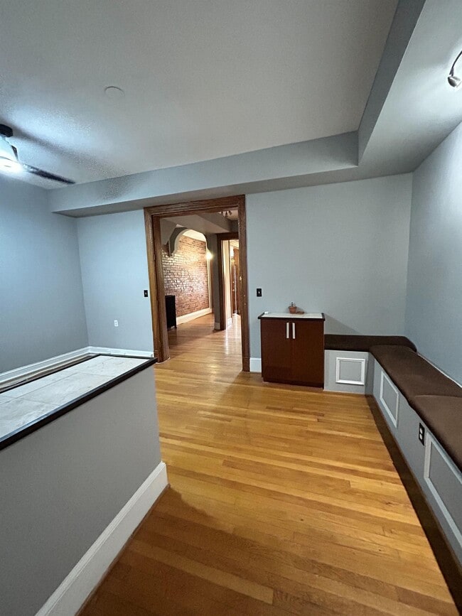 Building Photo - 1437 E Capitol St SE