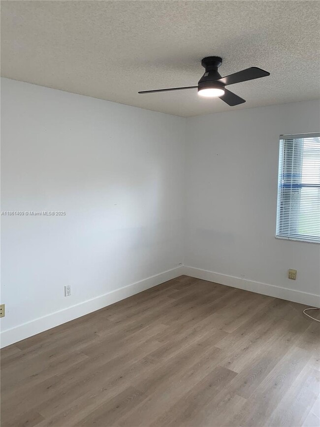 Building Photo - 3532 NW 95th Terrace