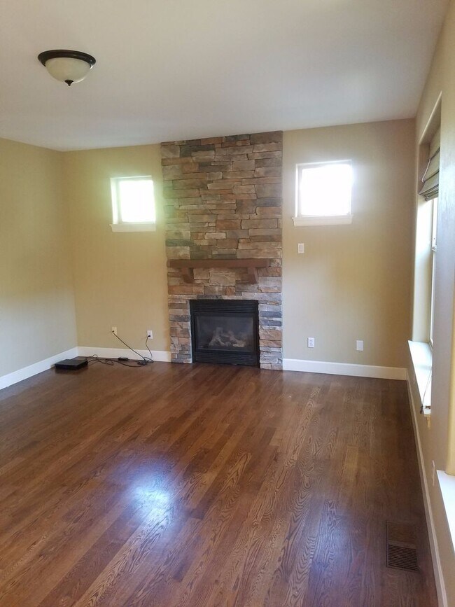 Building Photo - Great Home in SW Bend