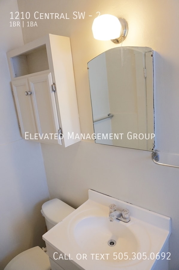 Building Photo - 1210 Central Ave SW