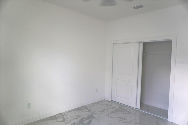 Building Photo - 8926 N Orleans Ave