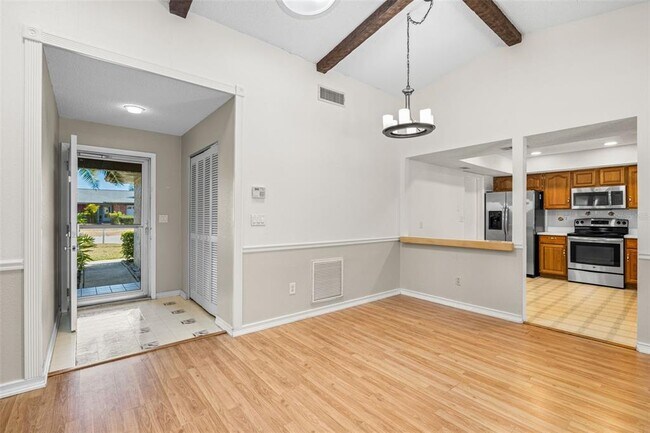 Building Photo - 3376 Wind Chime Dr