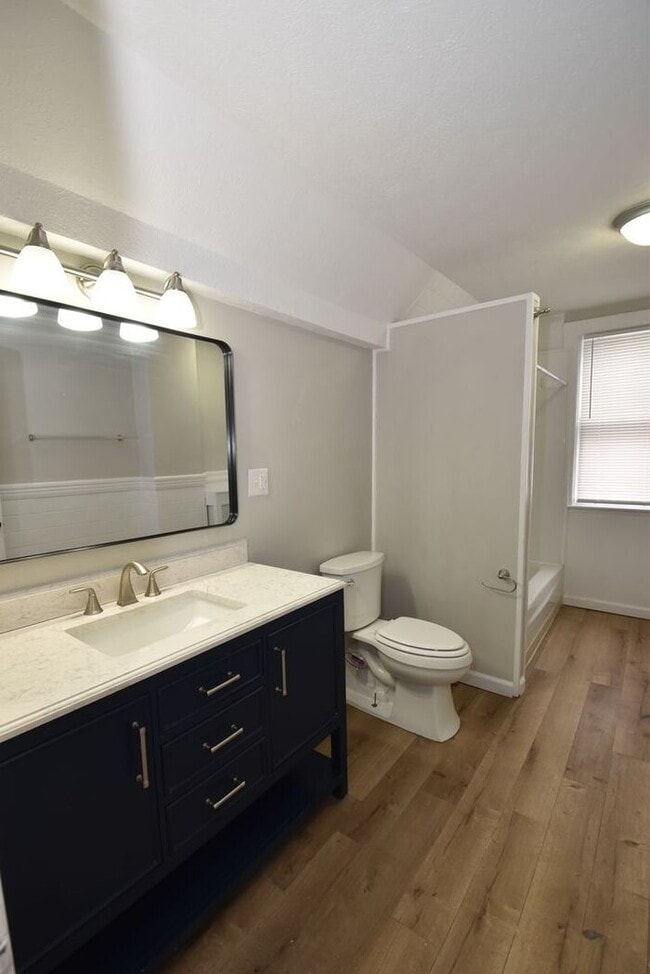 Building Photo - Price Reduced! Near local Universities and Entertainment 4 bedroom 2 story Single Family Home