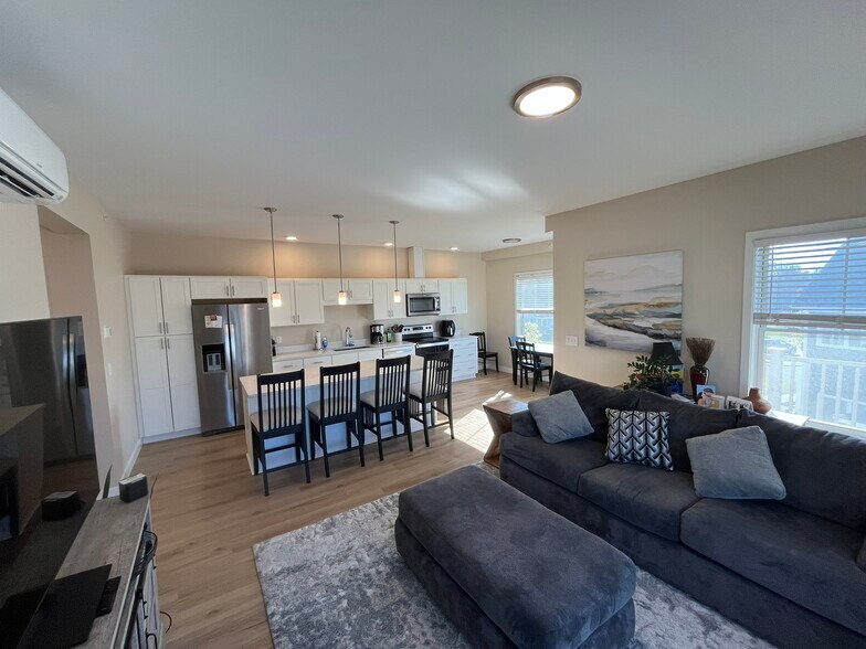 Living Room/Kitchen - 28 Pacer Way