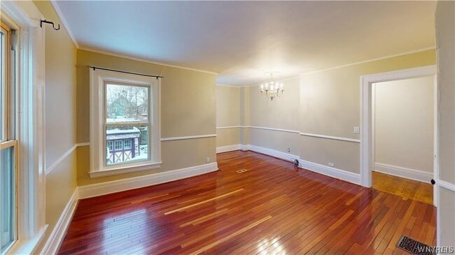 Building Photo - 222 Norwood Ave