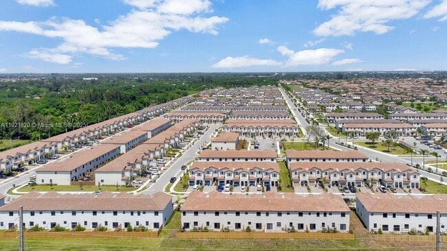 Building Photo - 11926 SW 247th Ter