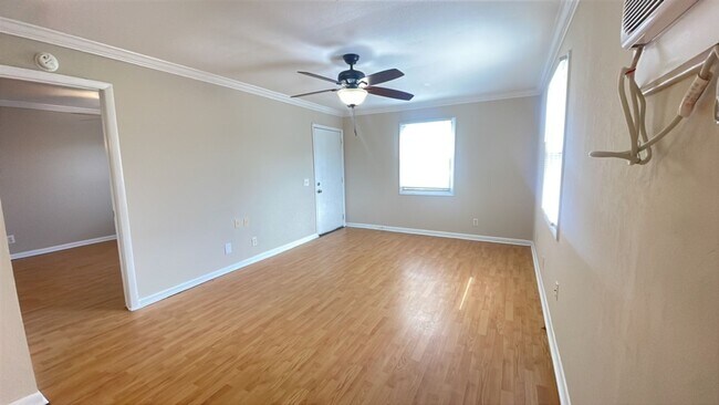 Building Photo - 1BD/1BA Apartment off Curry Ford in Henley...