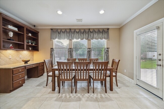Building Photo - 18063 Crescent Royale Way
