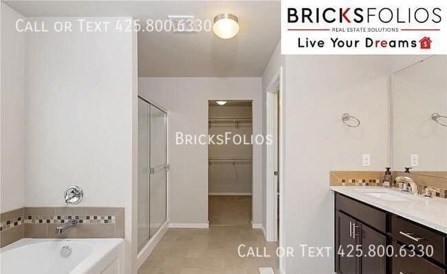 Building Photo - 17611 28th Avenue Ct E