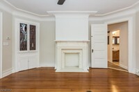 Building Photo - 287 Claremont Ave