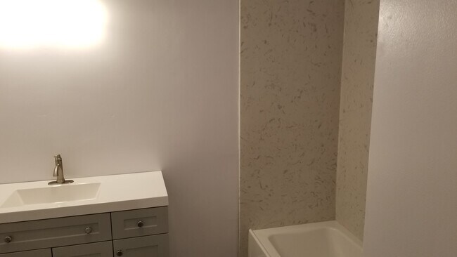 Building Photo - 1259 Taylor Ln