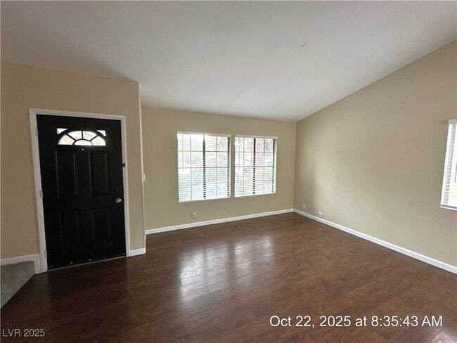 Building Photo - 2341 Moorpark Way