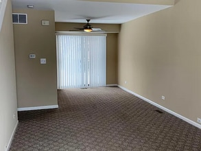 Building Photo - 1818 Whitney Dr