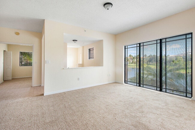 Building Photo - 2917 Tuscany Ct