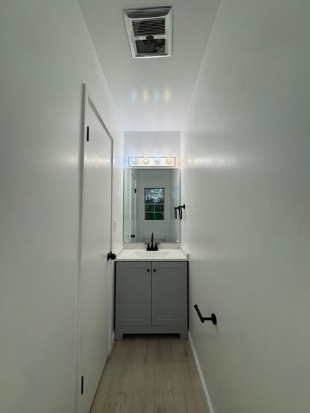 Building Photo - 2919 Fulton St