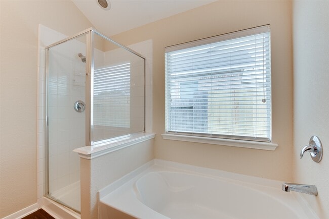 Building Photo - 19310 Golden Cactus Ln