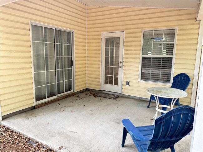 Building Photo - 414 Ulelah Ave