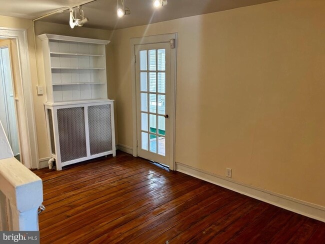 Building Photo - 8122 John Mosby Hwy