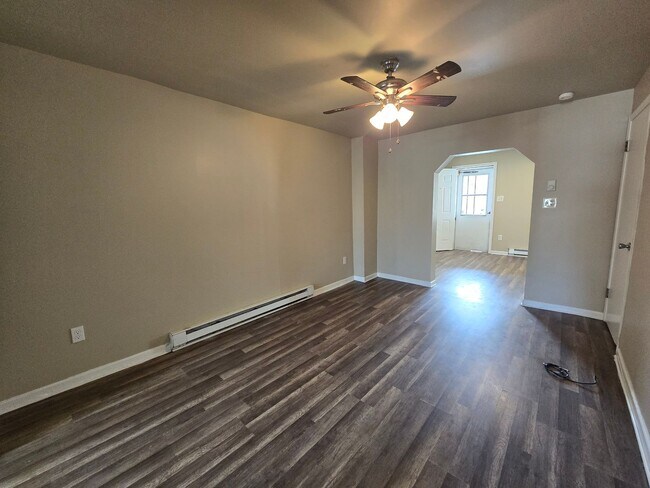 Building Photo - 1737 Newport Ave