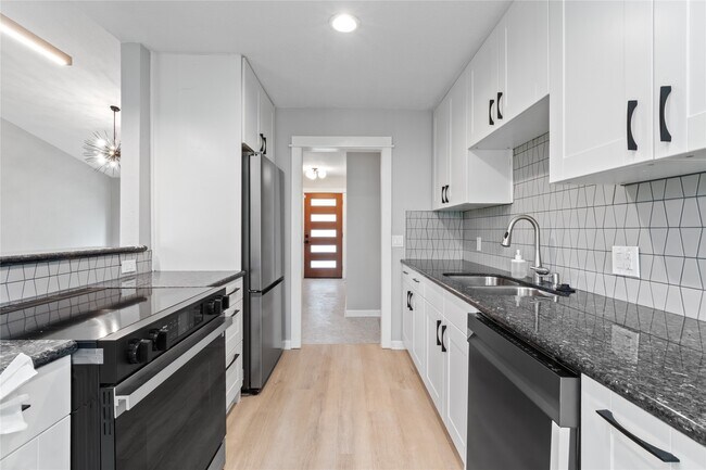 Building Photo - 12214 Braewick Dr