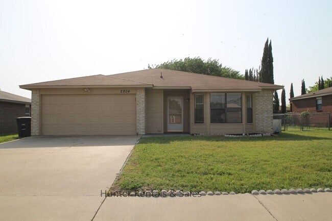 Building Photo - Winfield Estates!