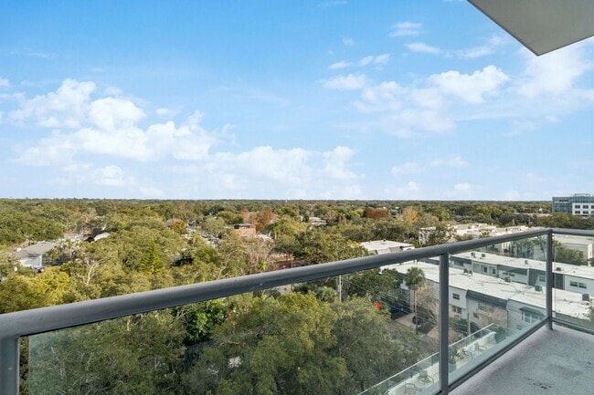 Building Photo - 101 S Eola Dr