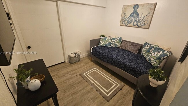 Building Photo - 1836 Roosevelt St