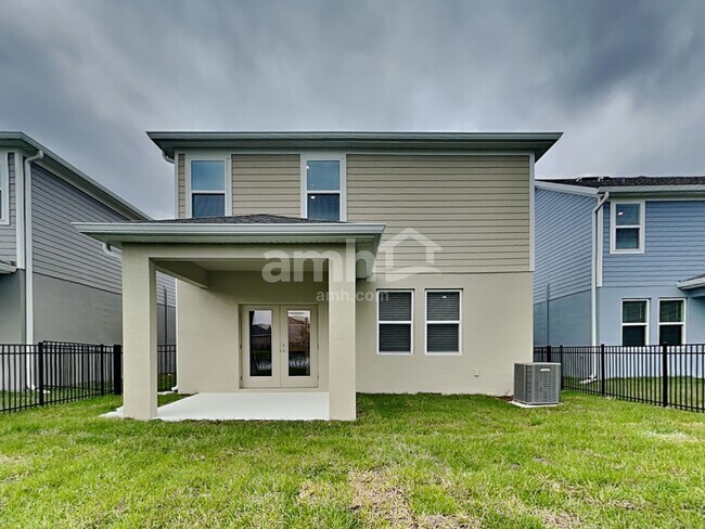 Building Photo - 27341 St Andrews Ave