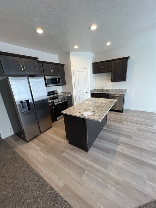 Building Photo - 250 1200 S