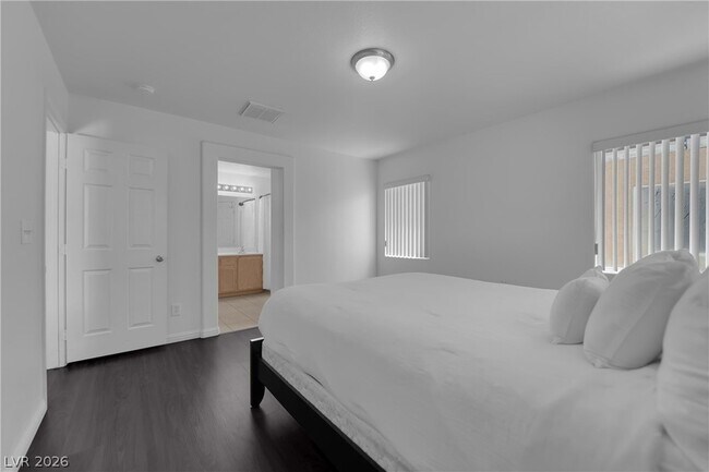 Building Photo - 5079 W Desert Dandelion Ct