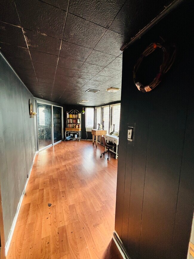 Building Photo - 4901 Timber Ln