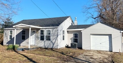 Building Photo - For Rent...4764 Warnock Ave, Granite City