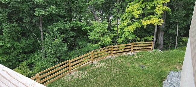 Building Photo - 61 Webster St