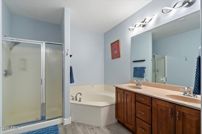 Building Photo - 5450 E Deer Valley Dr