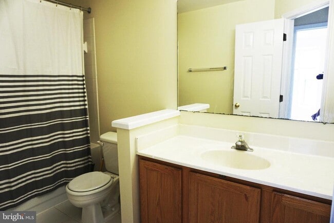 Building Photo - 9386 Van Arsdale Dr