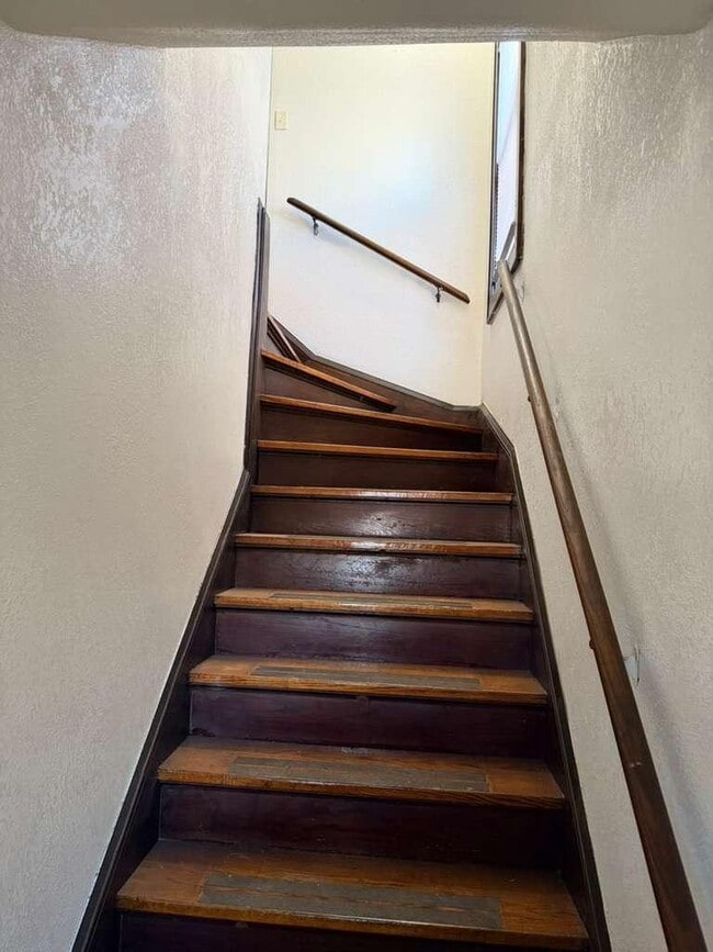 Building Photo - 2213 N 57th St