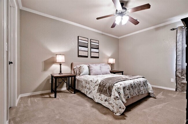 Building Photo - 5 S Prairie Dunes Dr